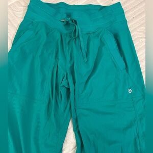 Lululemon Teal seafoam green dance studio jogger